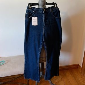 BRAND NEW ASOS DENIM CROPPED FLARE